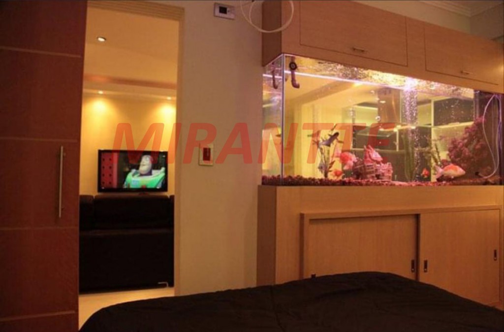 Apartamento com 2 quartos em Vila Mazzei