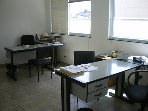 Comercial de 850m² em Casa Verde