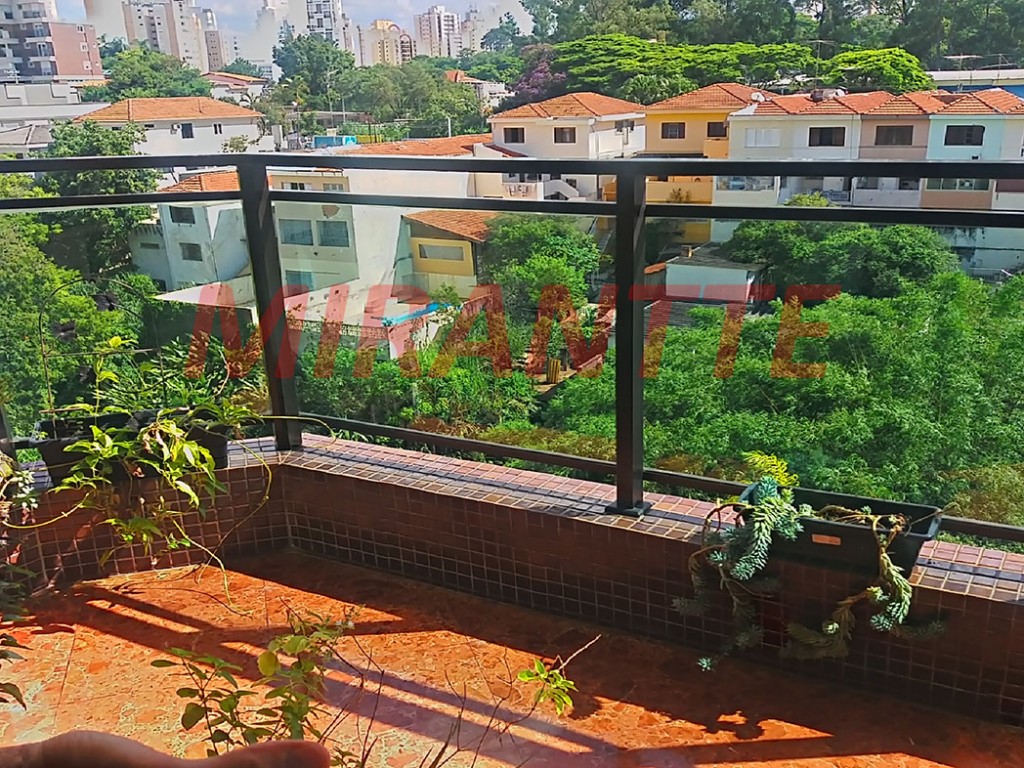 Apartamento de 120m² com 3 quartos em Santa Teresinha