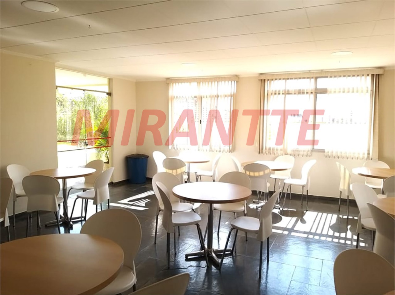 Apartamento de 80m² com 3 quartos em Santana