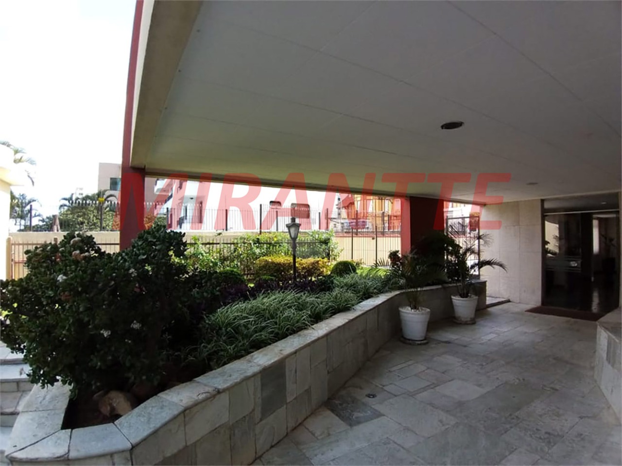 Apartamento de 80m² com 3 quartos em Santana