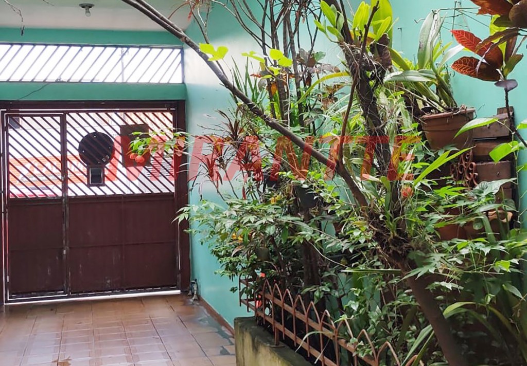 Sobrado de 111m² com 3 quartos em Jardim Brasil