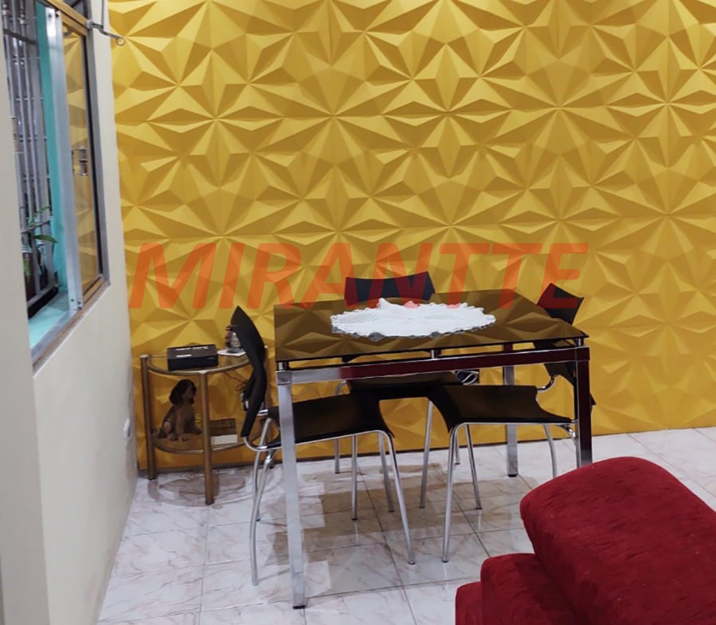 Sobrado de 111m² com 3 quartos em Jardim Brasil