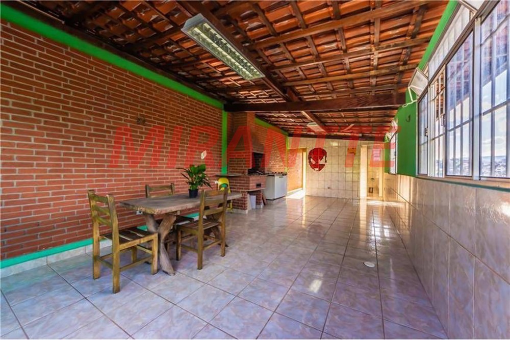 Sobrado de 125m² com 2 quartos em Imirim