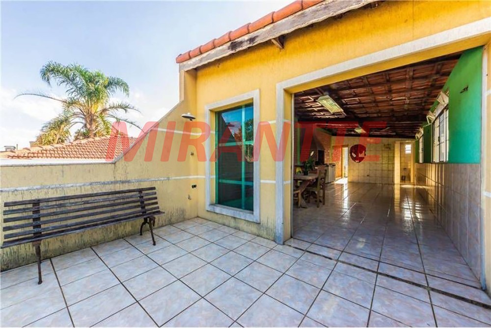 Sobrado de 125m² com 2 quartos em Imirim