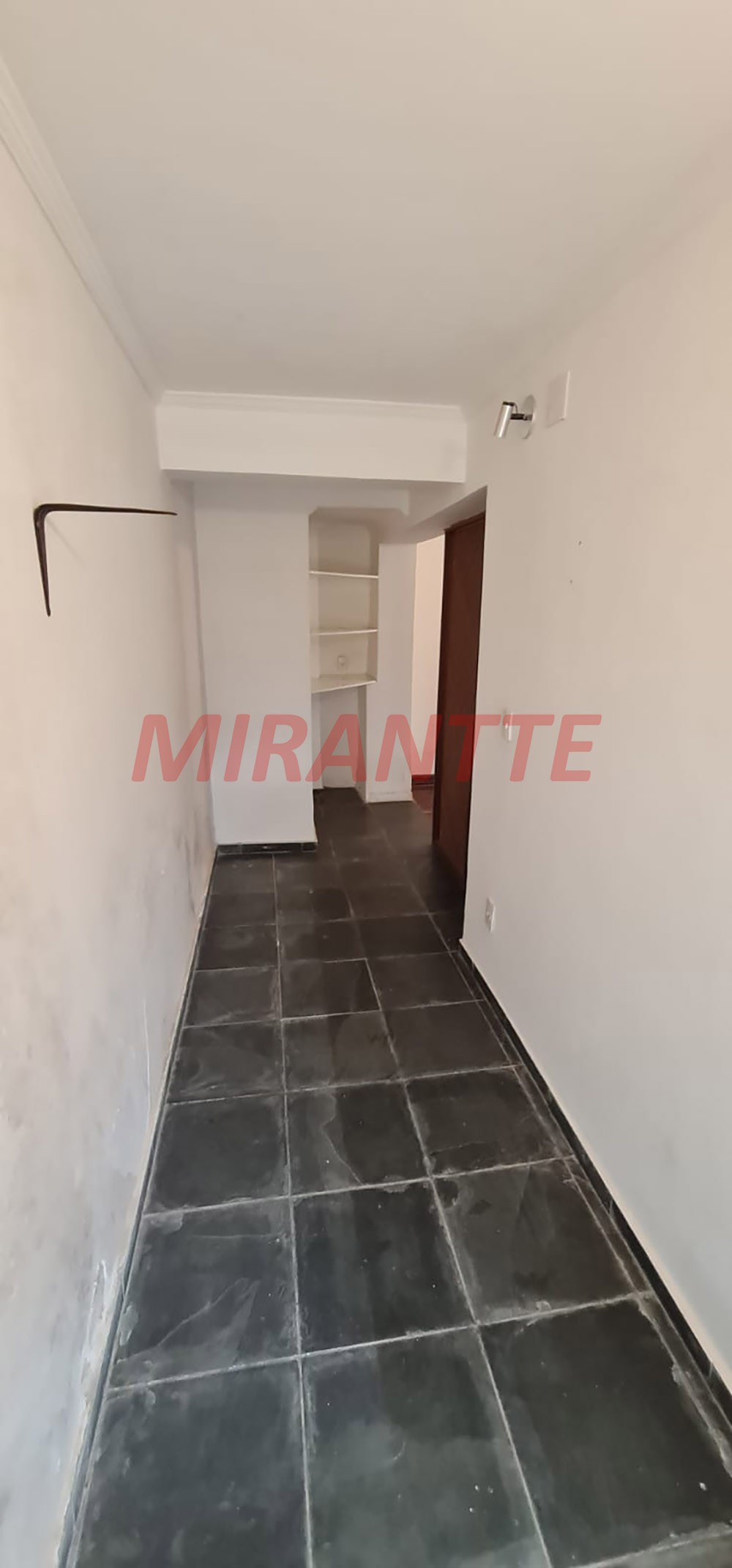 Sobrado de 290m² com 4 quartos em Tremembe
