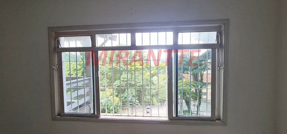 Sobrado de 290m² com 4 quartos em Tremembe