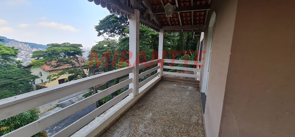 Sobrado de 290m² com 4 quartos em Tremembe