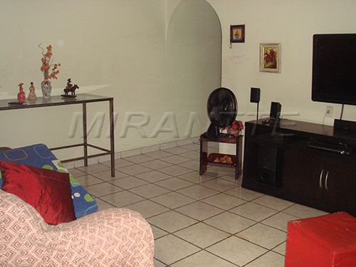 Casa terrea de 200m² com 3 quartos em Limão