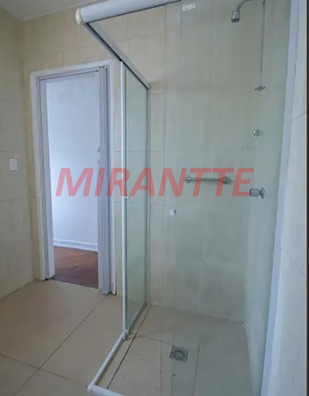 Sobrado de 174m² com 3 quartos em Santana