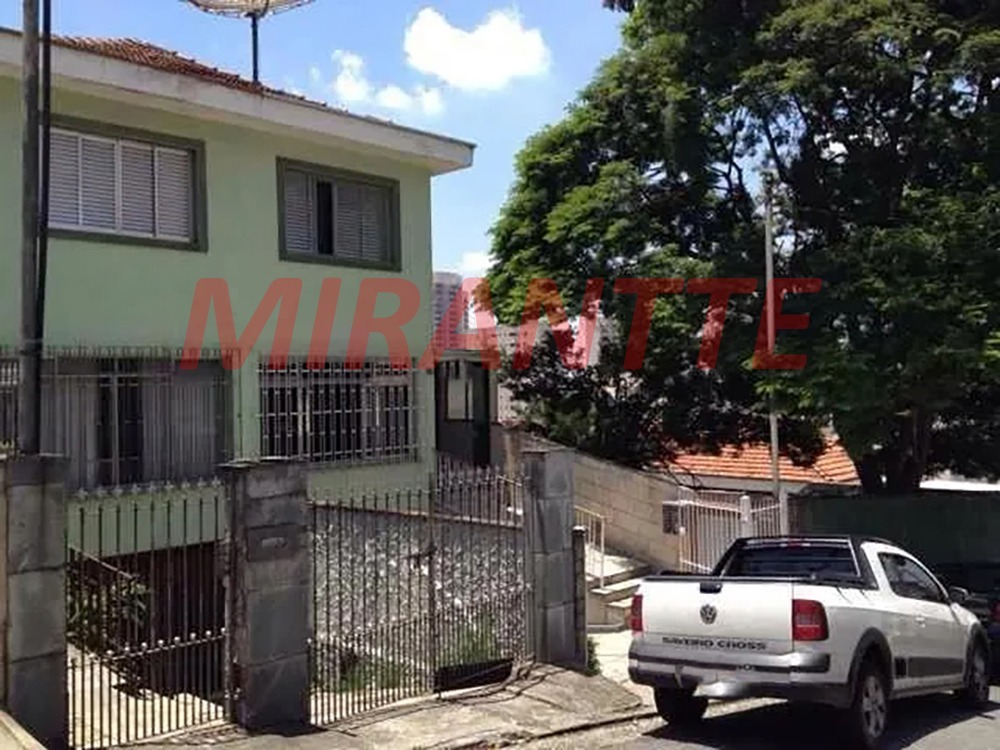 Sobrado de 174m² com 3 quartos em Santana