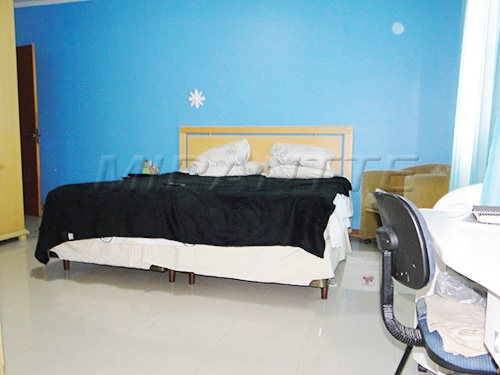 Sobrado de 247m² com 3 quartos em Santana