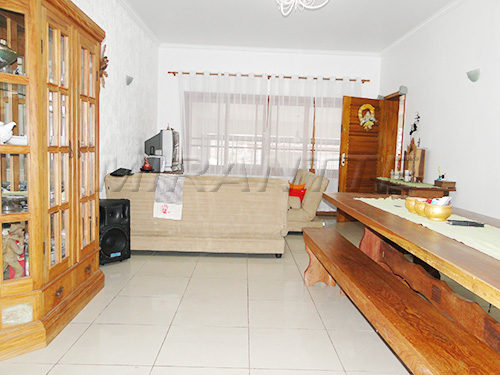 Sobrado de 247m² com 3 quartos em Santana