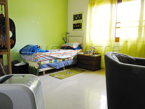 Sobrado de 247m² com 3 quartos em Santana