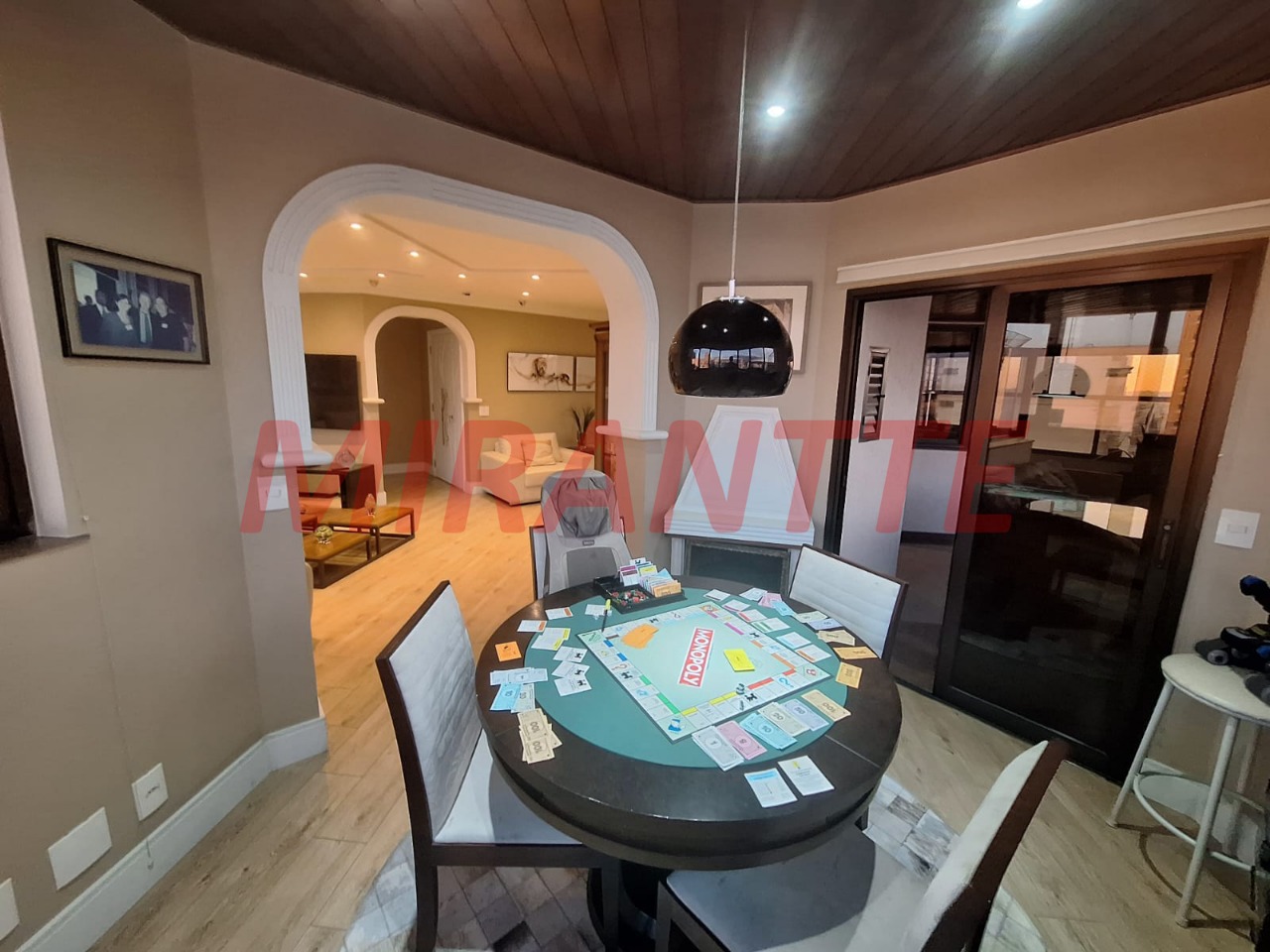 Apartamento de 250m² com 4 quartos em Santana