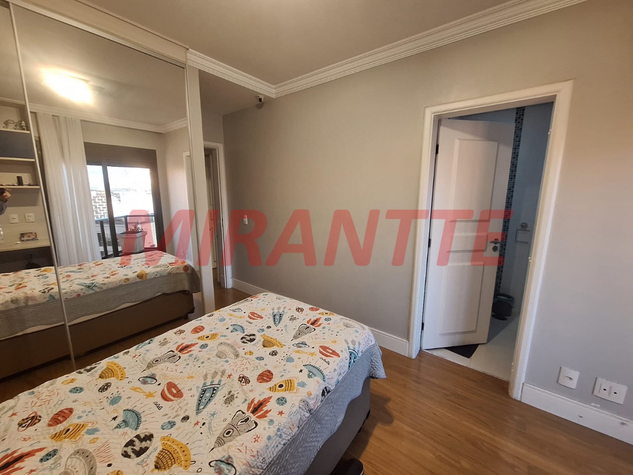 Apartamento de 250m² com 4 quartos em Santana