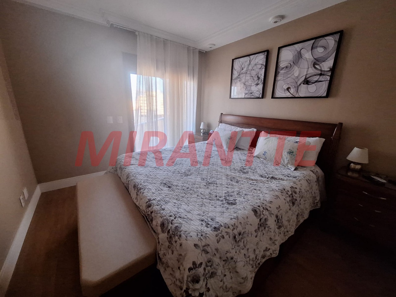 Apartamento de 250m² com 4 quartos em Santana
