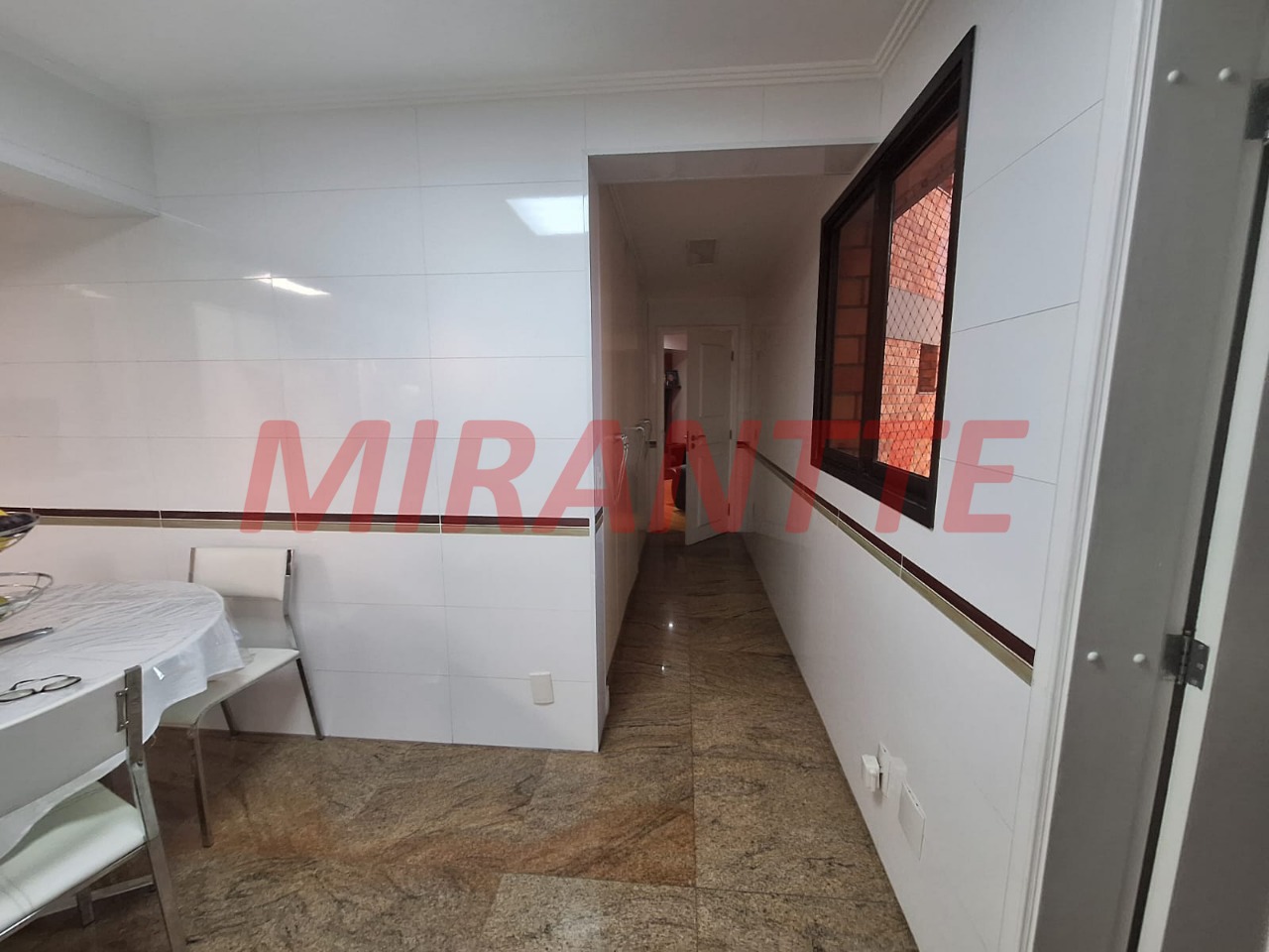 Apartamento de 250m² com 4 quartos em Santana