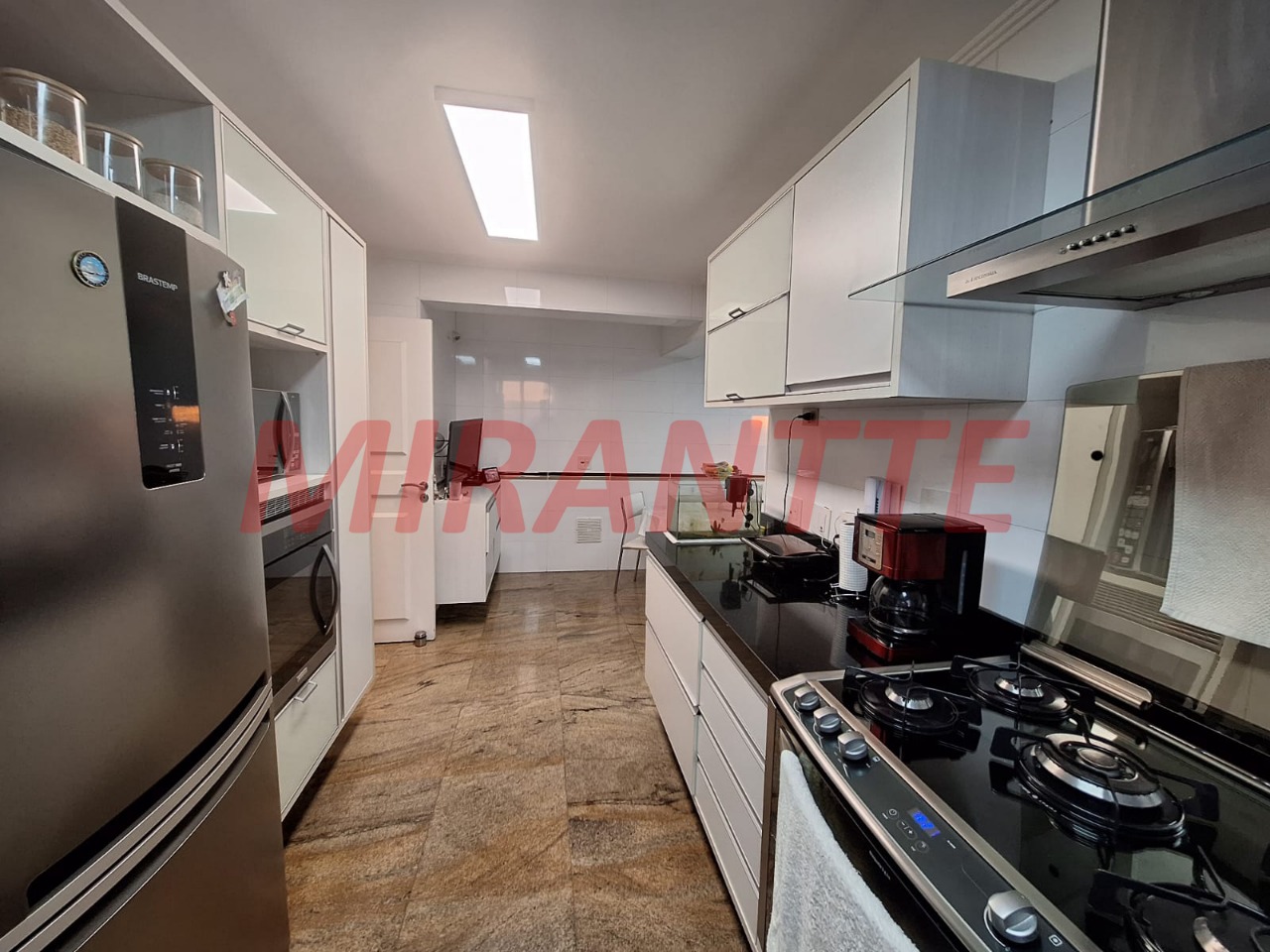 Apartamento de 250m² com 4 quartos em Santana