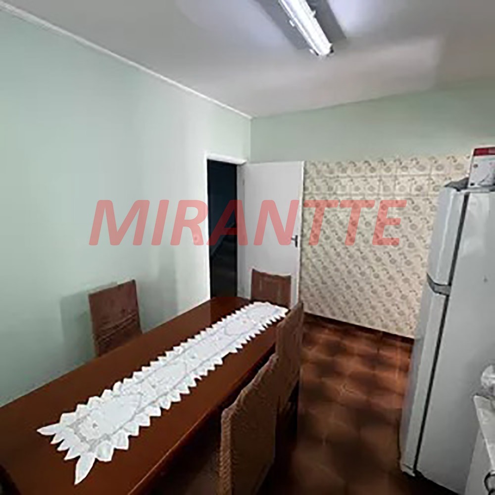 Sobrado de 195m² com 4 quartos em Jardim França