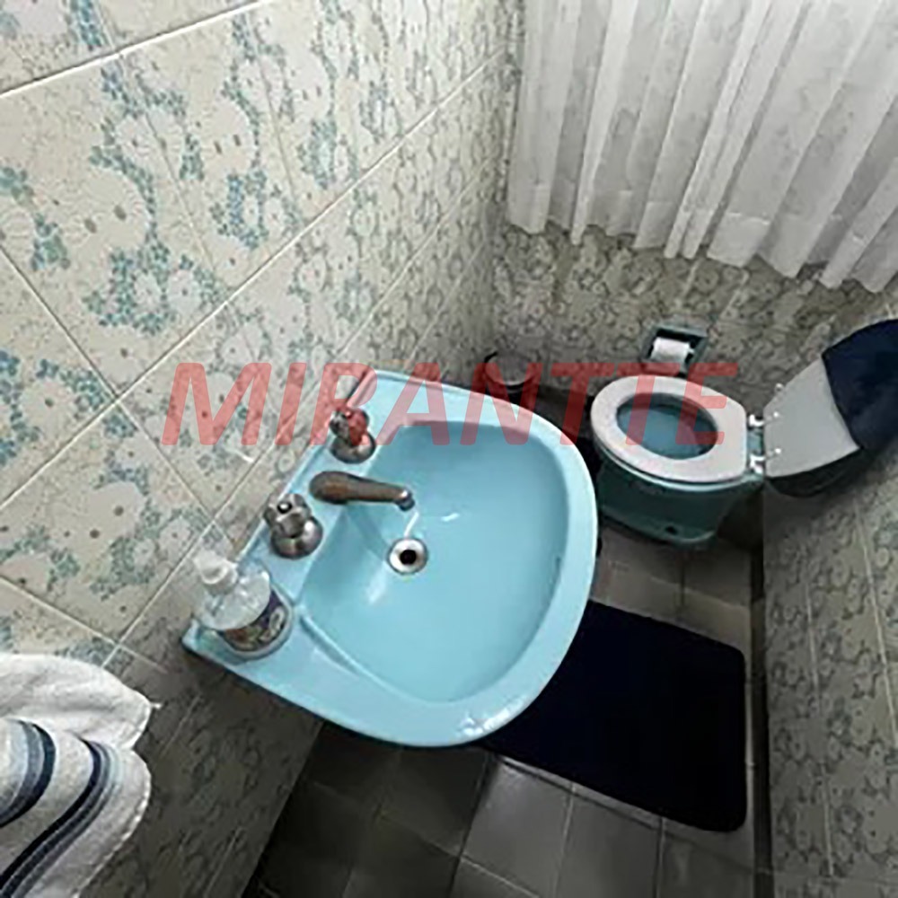 Sobrado de 195m² com 4 quartos em Jardim França