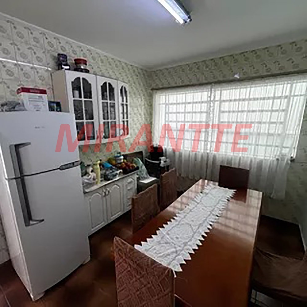 Sobrado de 195m² com 4 quartos em Jardim França