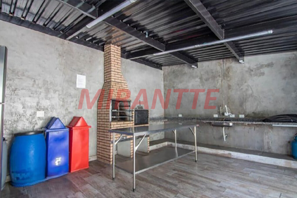 Apartamento de 75m² com 2 quartos em Santana