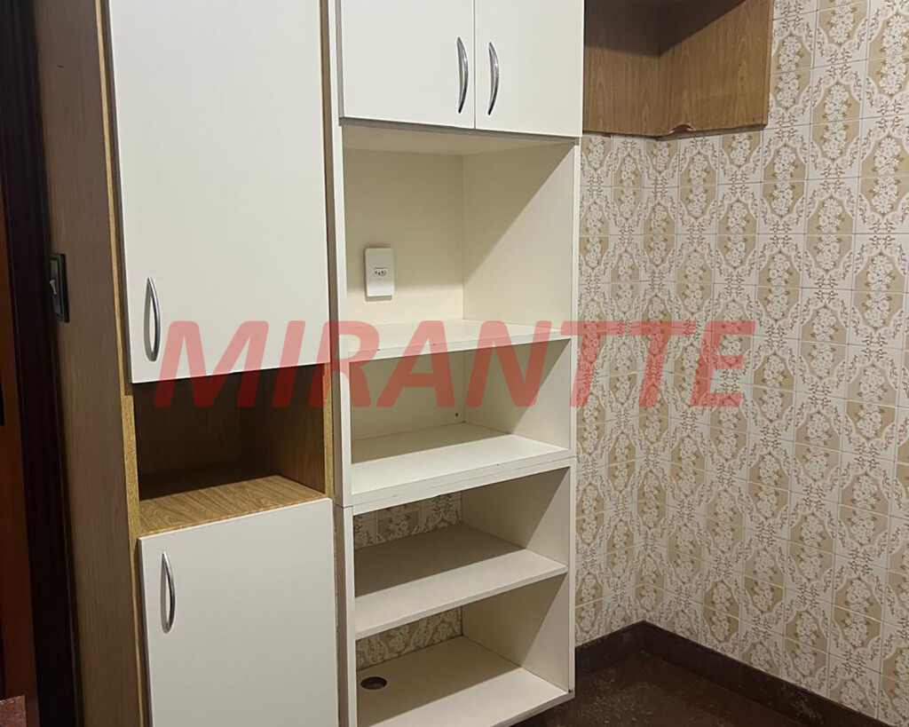Sobrado de 350m² com 4 quartos em Santana