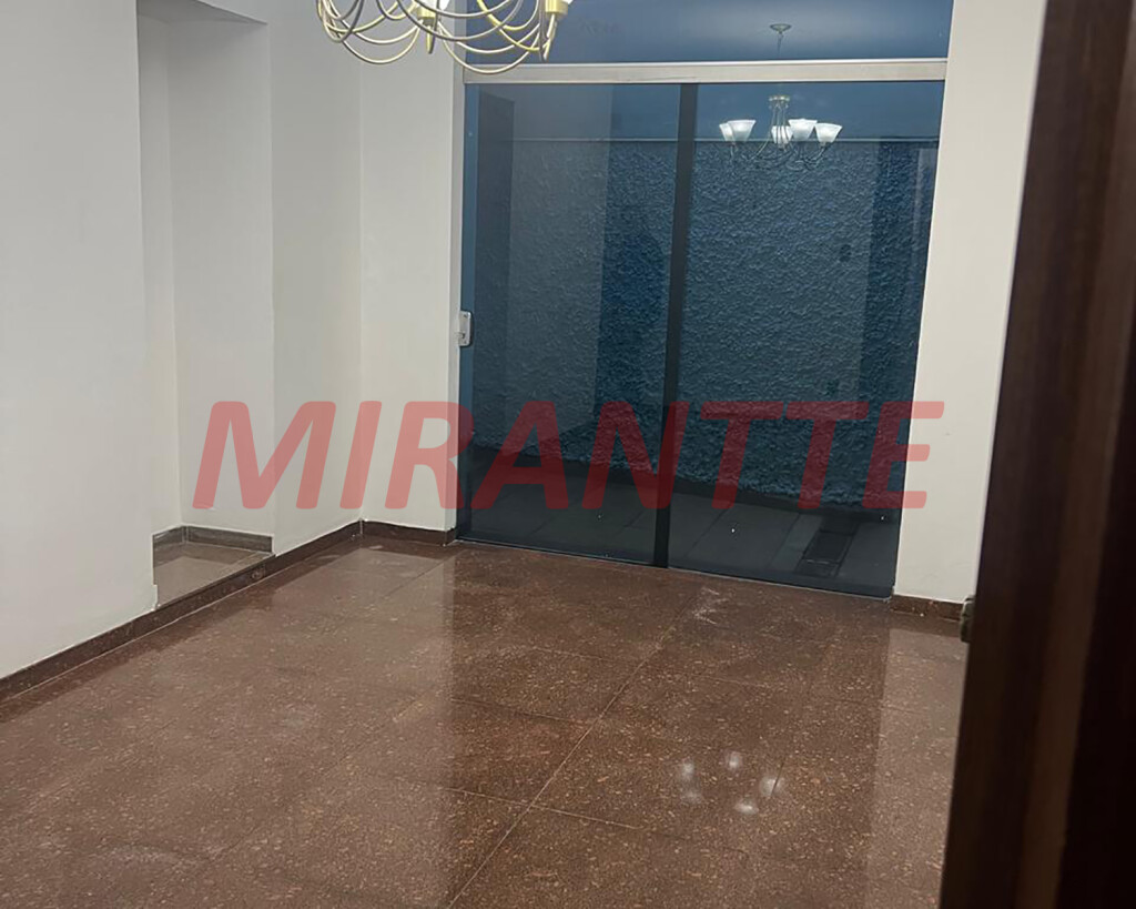 Sobrado de 350m² com 4 quartos em Santana