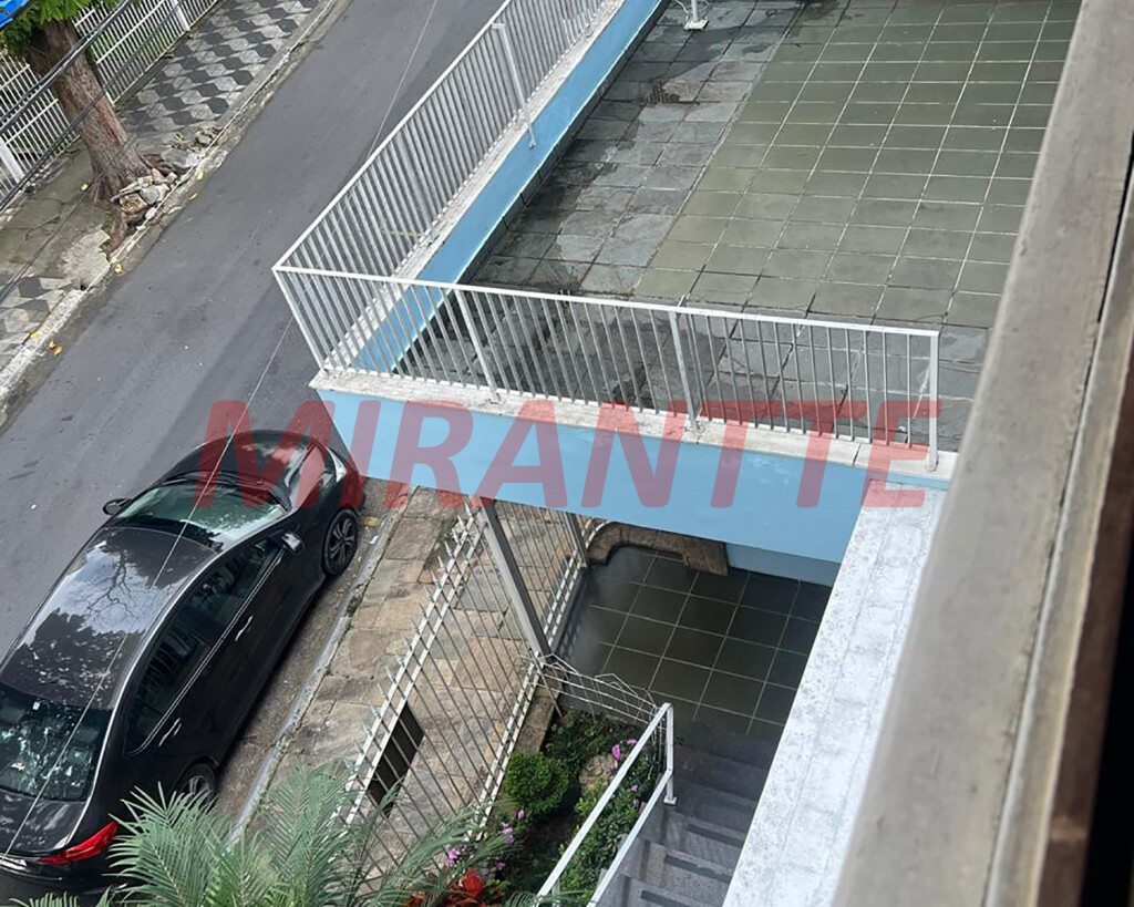 Sobrado de 350m² com 4 quartos em Santana