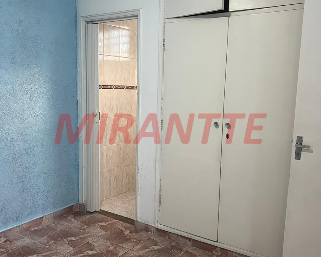 Sobrado de 350m² com 4 quartos em Santana