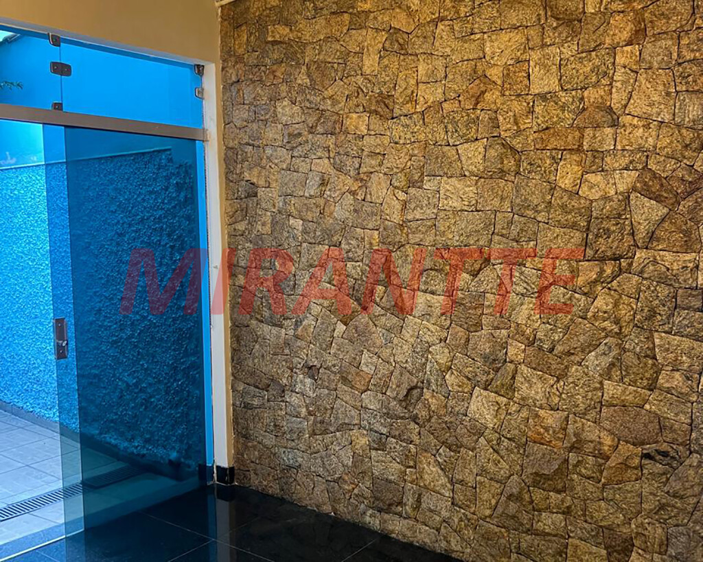 Sobrado de 350m² com 4 quartos em Santana