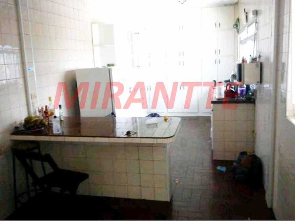 Sobrado de 250m² com 4 quartos em Lauzane Paulista
