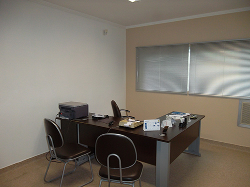 Comercial de 350m² em Santana