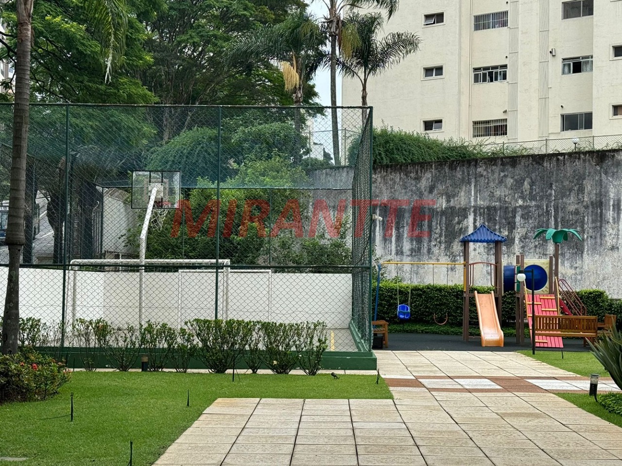 Apartamento de 65m² com 2 quartos em Santana