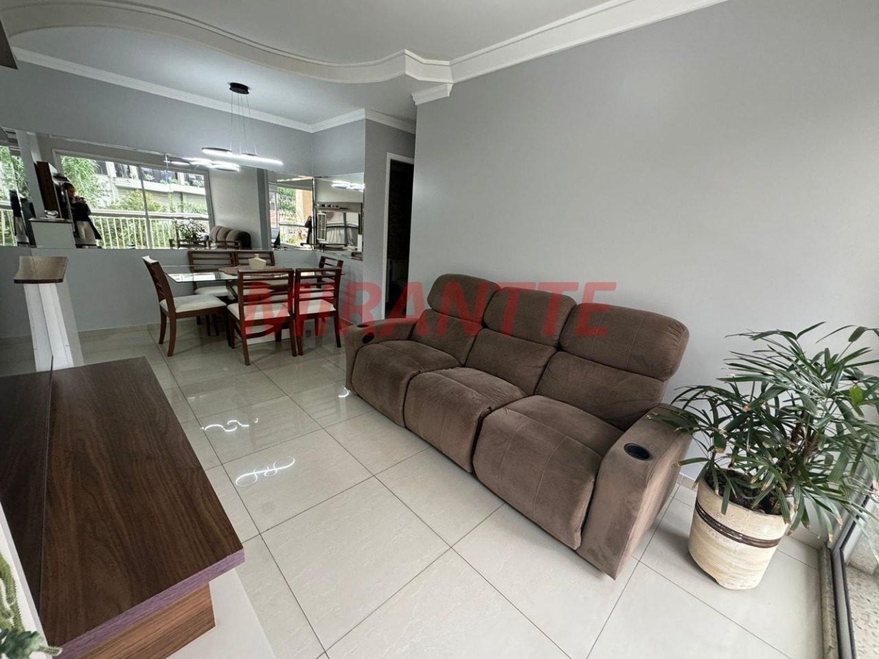 Apartamento de 65m² com 2 quartos em Santana