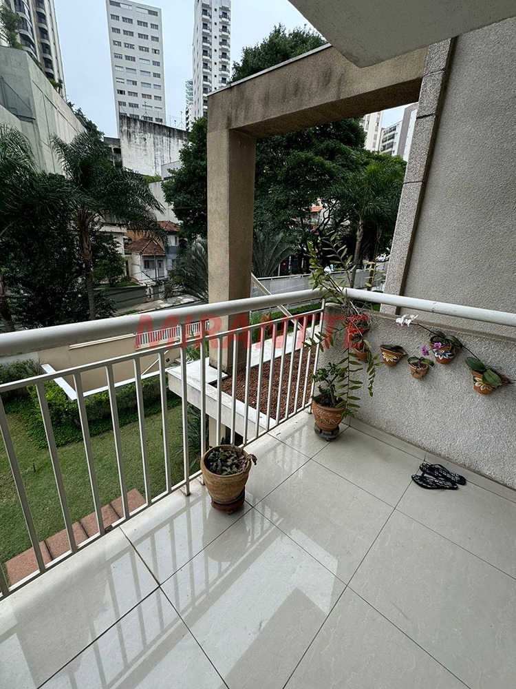 Apartamento de 65m² com 2 quartos em Santana