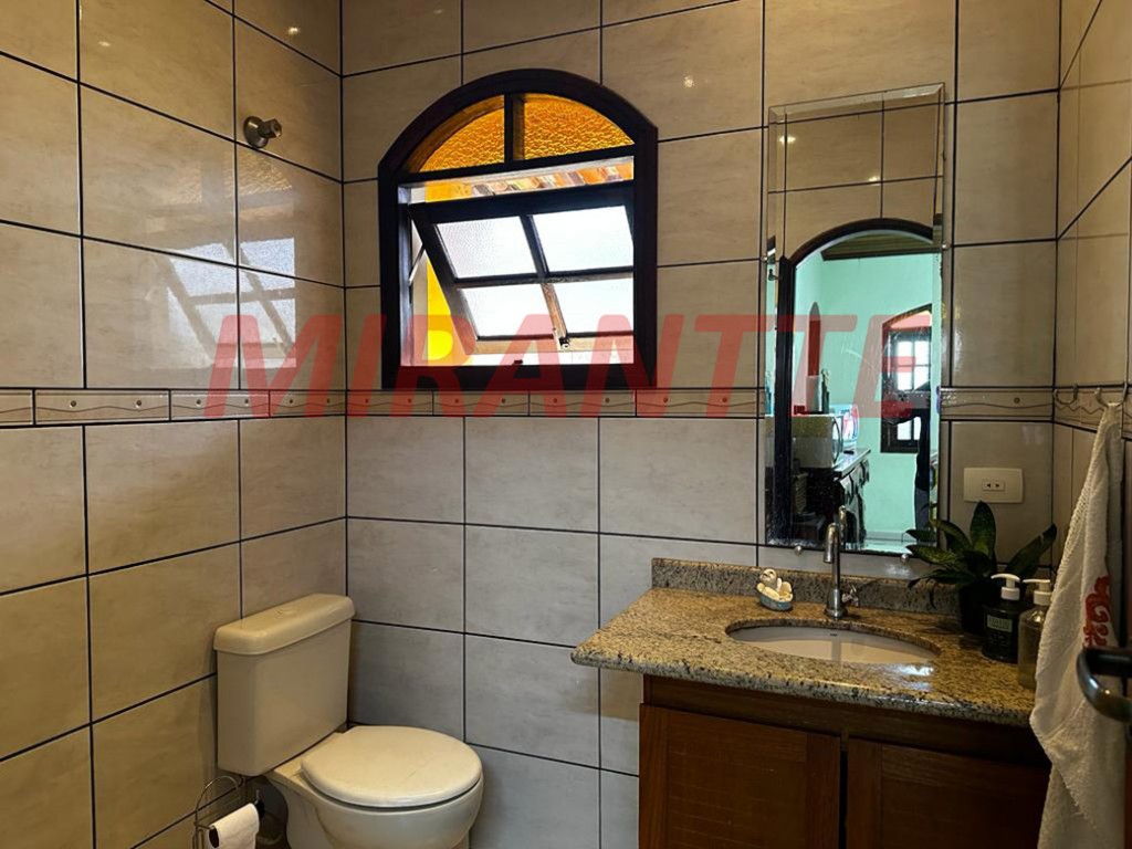 Casa terrea de 90m² com 2 quartos em Água Fria