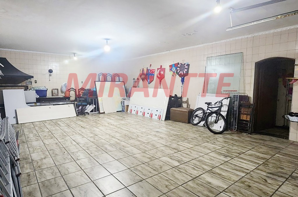 Sobrado de 382m² com 4 quartos em Vila Guilherme
