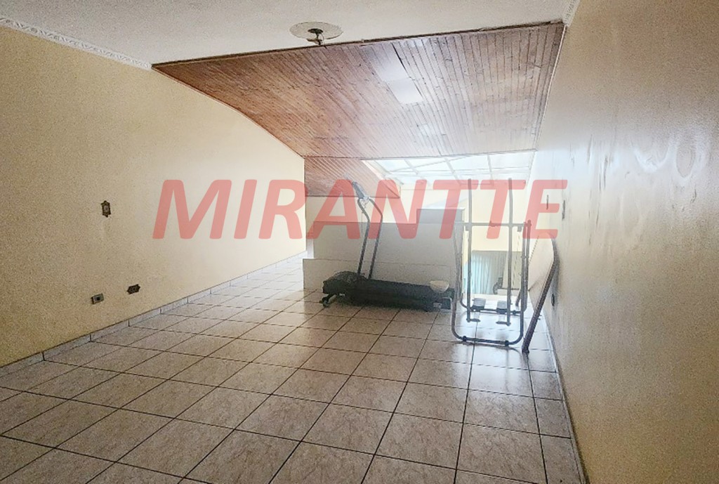 Sobrado de 382m² com 4 quartos em Vila Guilherme