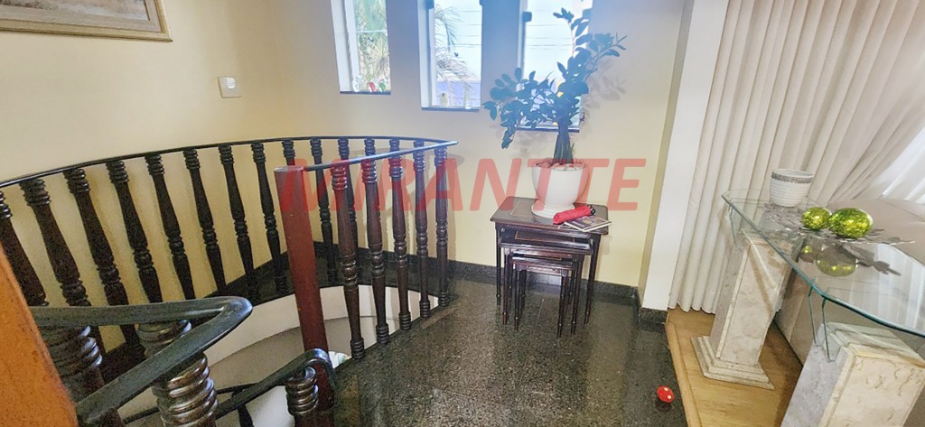Sobrado de 382m² com 4 quartos em Vila Guilherme
