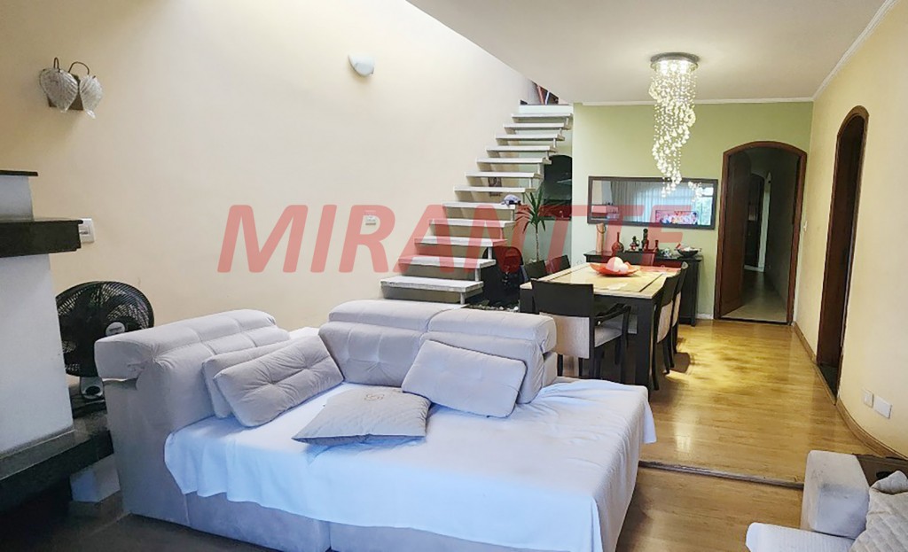 Sobrado de 382m² com 4 quartos em Vila Guilherme