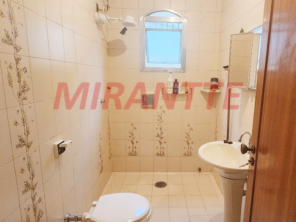Sobrado de 382m² com 4 quartos em Vila Guilherme