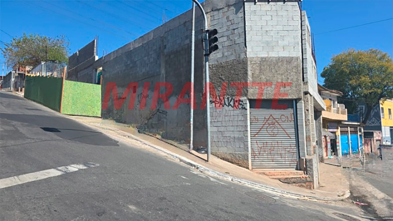 Comercial de 800m² em Vila Guilherme