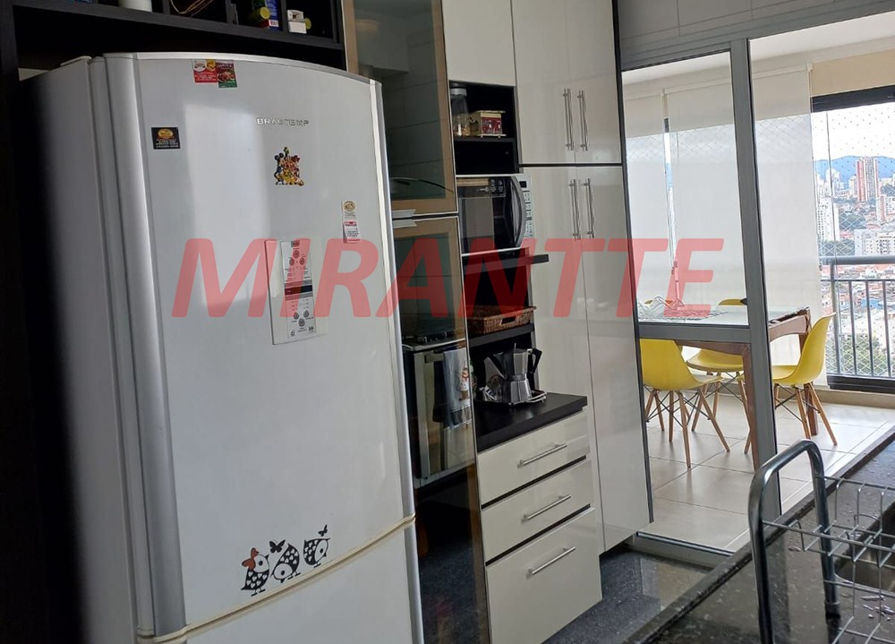 Apartamento de 140m² com 3 quartos em Santa Teresinha