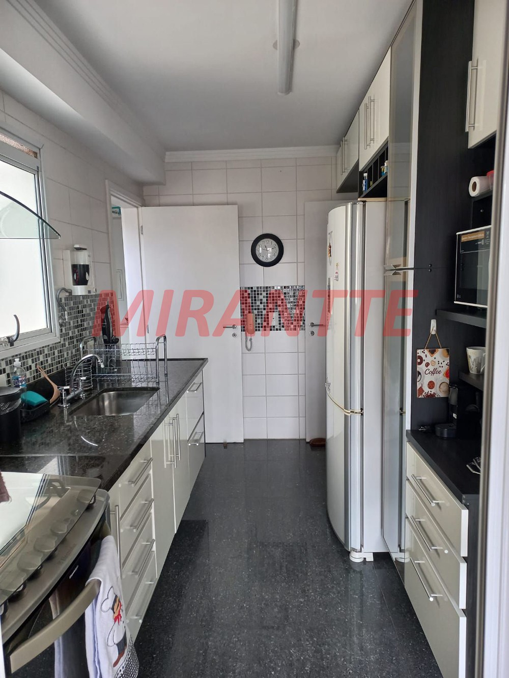 Apartamento de 140m² com 3 quartos em Santa Teresinha