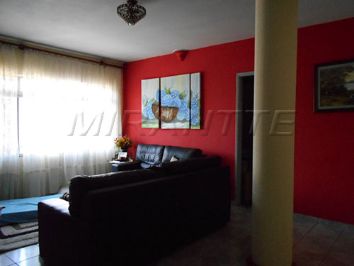 Terreno de 350m² com 4 quartos em Vila Palmeiras