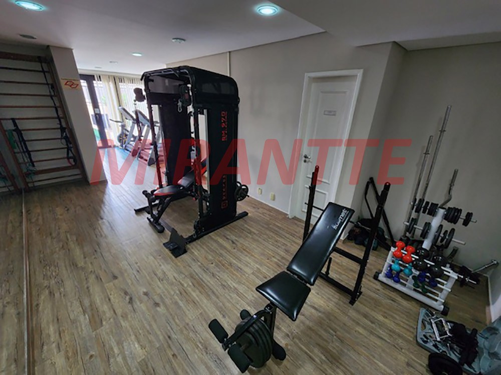 Apartamento de 147m² com 4 quartos em Água Fria
