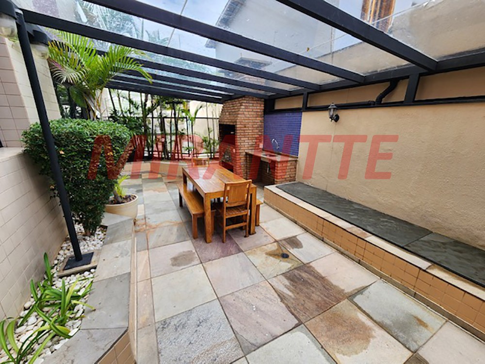 Apartamento de 147m² com 4 quartos em Água Fria