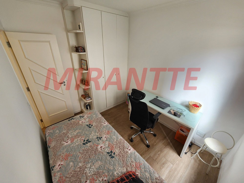 Apartamento de 147m² com 4 quartos em Água Fria